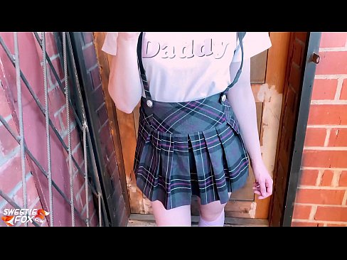 ❤️ Schoolgirl Sikini derinden Sucks ve sınıflar yerine sikikleri. ️❌ Porno tr.muitohentai.ru ❌